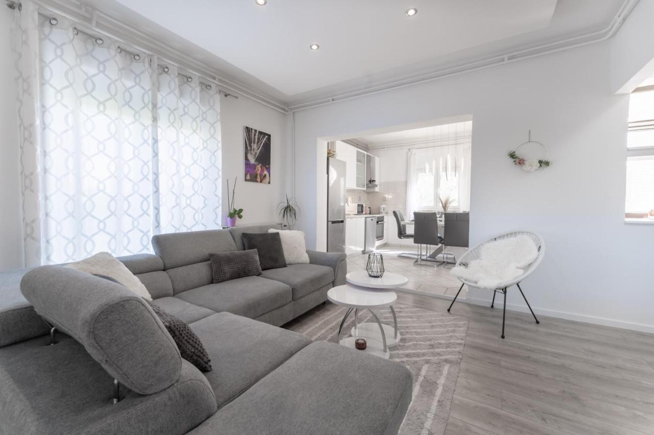 Lana Vidikovac Apartment