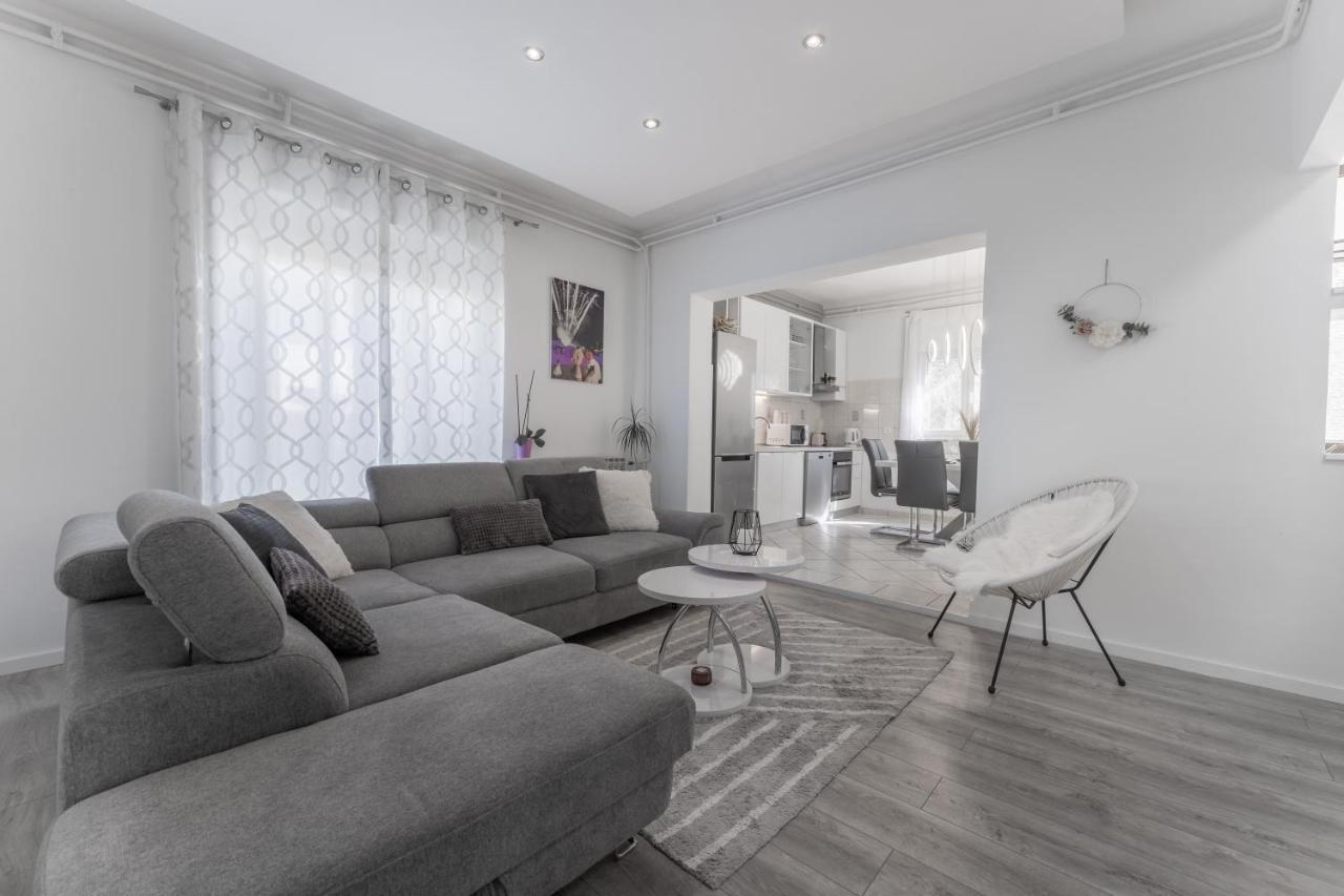 Lana Vidikovac Apartment