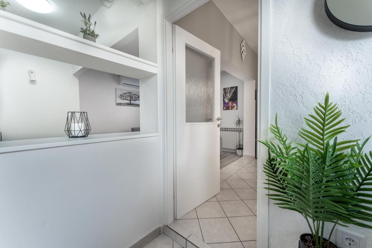 Lana Vidikovac Apartment *