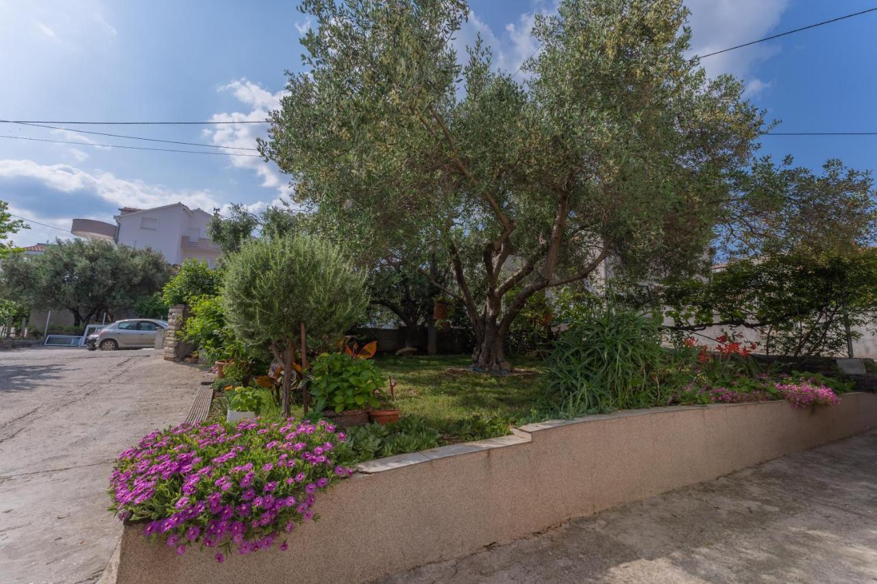 Lana Vidikovac Apartment *