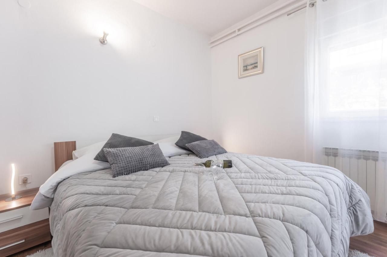 Lana Vidikovac Apartment *
